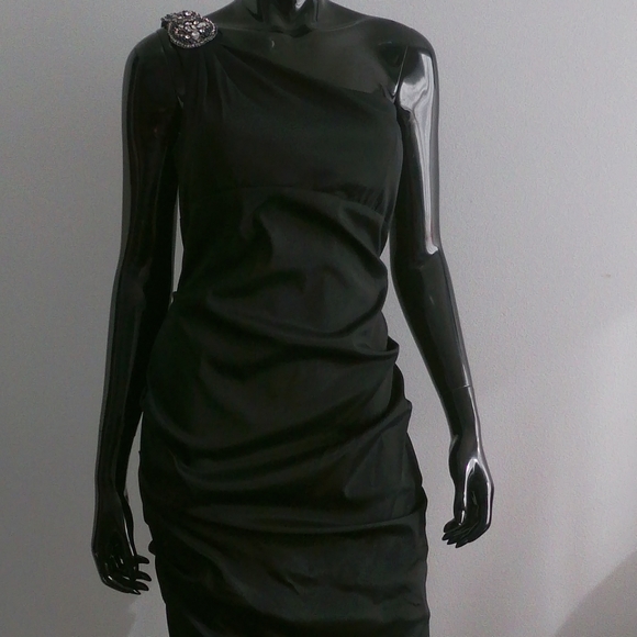 XSCAPE Black One Arm Size 14.  (E) - Picture 4 of 5